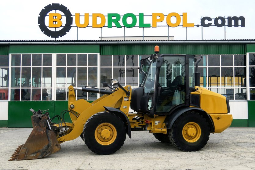 Ładowarka kołowa Caterpillar 906 H / 2008