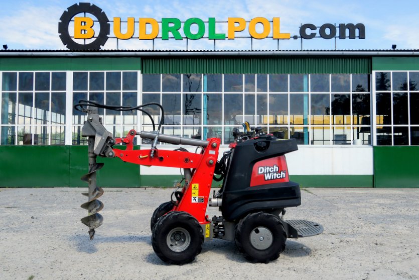 DITCH-WITCH Zahn R300 mini ładowarka: wiertnica + łyżka